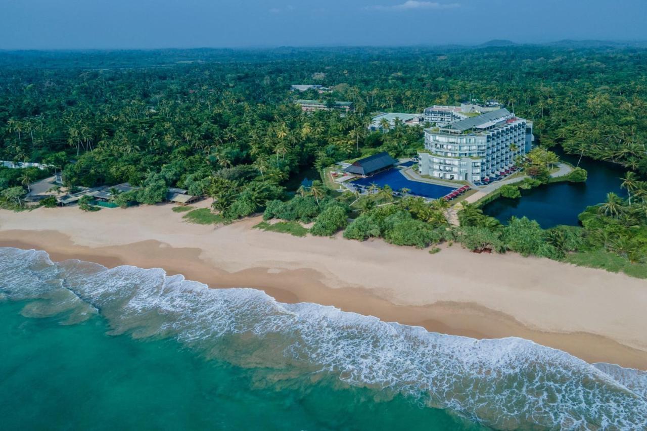 Sheraton Kosgoda Turtle Beach Resort Bagian luar foto