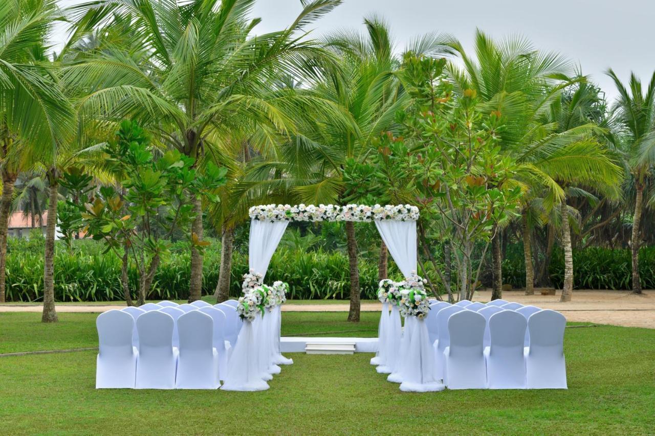 Sheraton Kosgoda Turtle Beach Resort Bagian luar foto