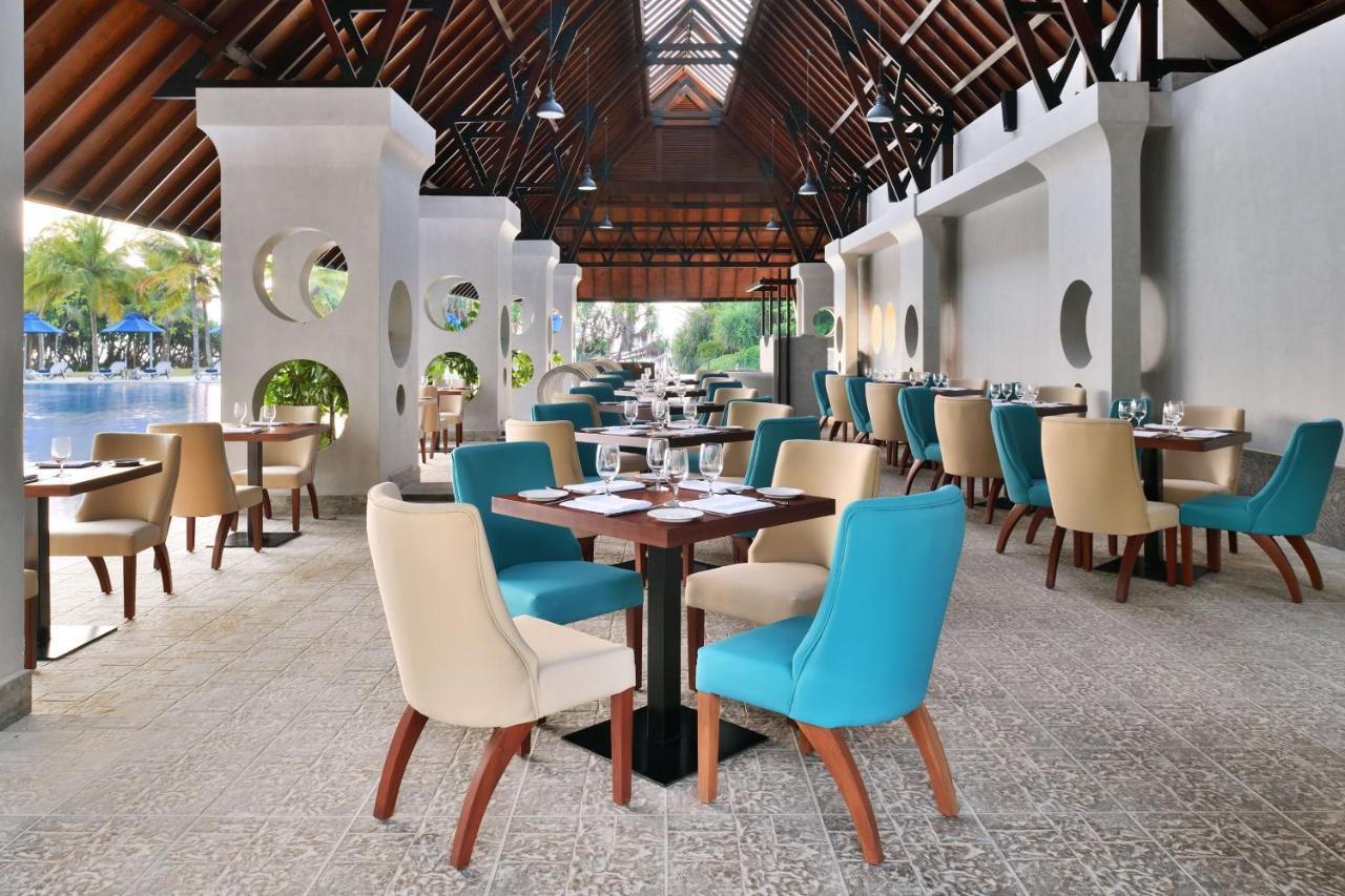 Sheraton Kosgoda Turtle Beach Resort Bagian luar foto