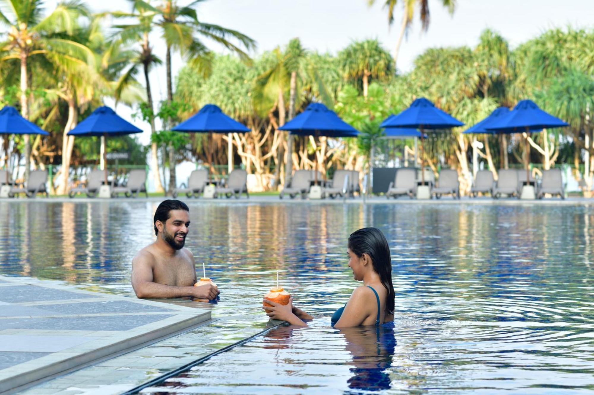 Sheraton Kosgoda Turtle Beach Resort Bagian luar foto